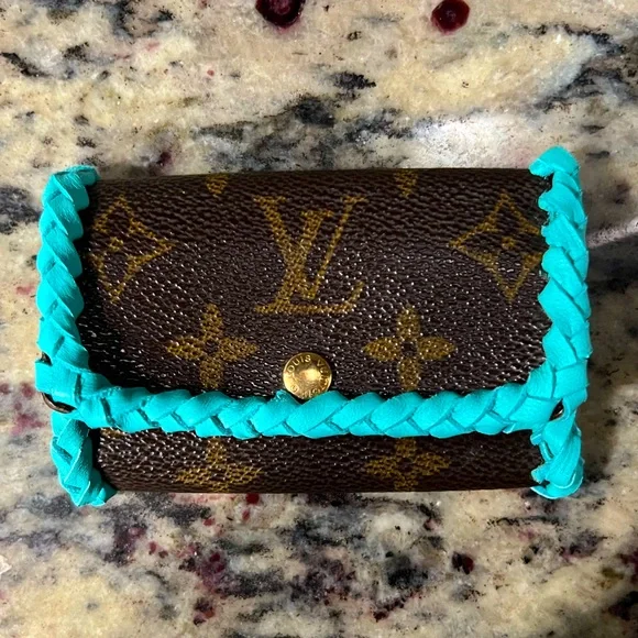 Vintage Boho Louis Vuitton Key Holder - Picture 1 of 10